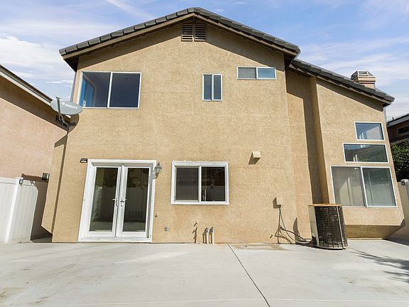 5th image of 15631 Coventry Ln