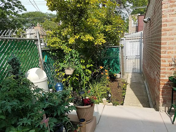 4th image of 8449 S Peoria St #1N