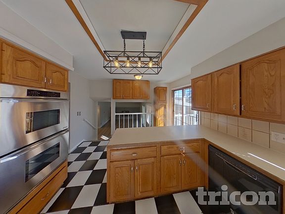 5th image of 2305 Providence Cir