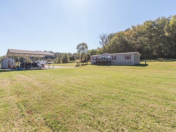 3rd image of 112 Josie Ln