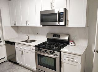 58-11 34th Ave #2, Woodside, NY 11377