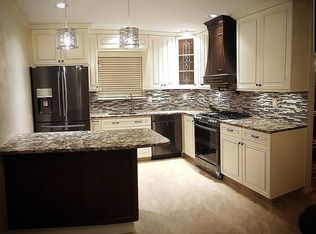 16 Dorit Ct, Staten Island, NY 10308