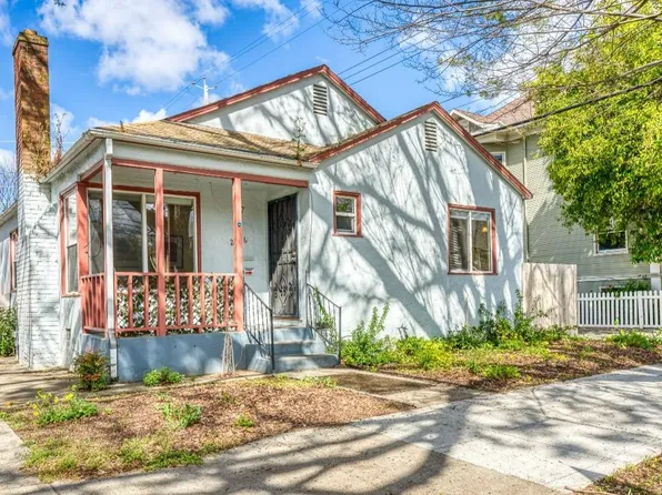 2016 11th St, Sacramento, CA 95818