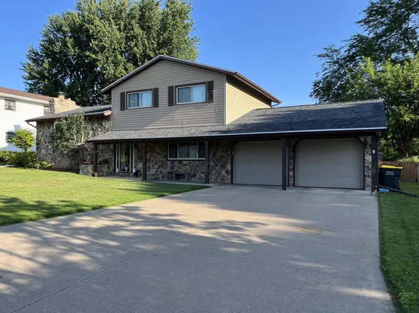 1717 Grumann DRIVE, Tomah, WI 54660