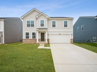 387 Edge Brook Dr, Holly, MI 48442