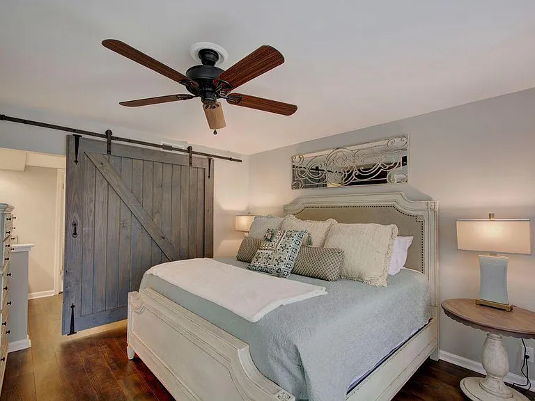 915 Wimbledon Dr — Photo 19