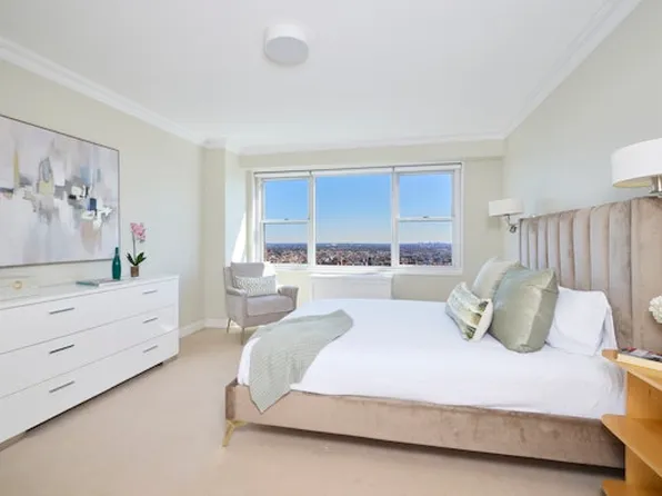 60 East End Avenue image 6 of 9