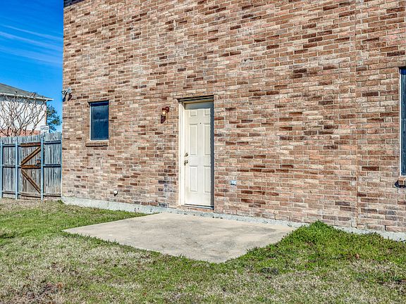 5th image of 1524 Jasper Dr