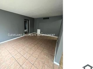 15985 Nelacrest Rd APT 103, Cleveland, OH 44112