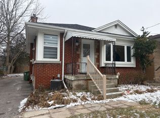 69 Glenmount Ave, Hamilton, ON L8S 2L3
