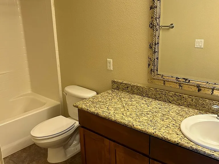 1385 W University Ave #102 — Photo 6