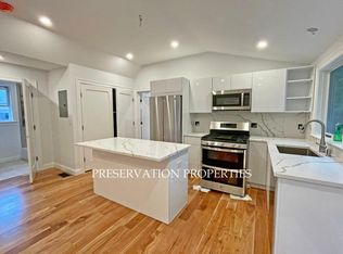 30 Salisbury Rd #A, Newton, MA 02458