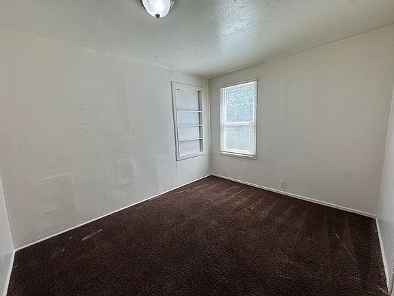 3rd image of 209 W Warren Ave #C