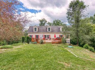 6725 Viscoe Rd, Radford, VA 24141