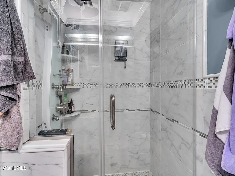 9 Frost Ct — Photo 16