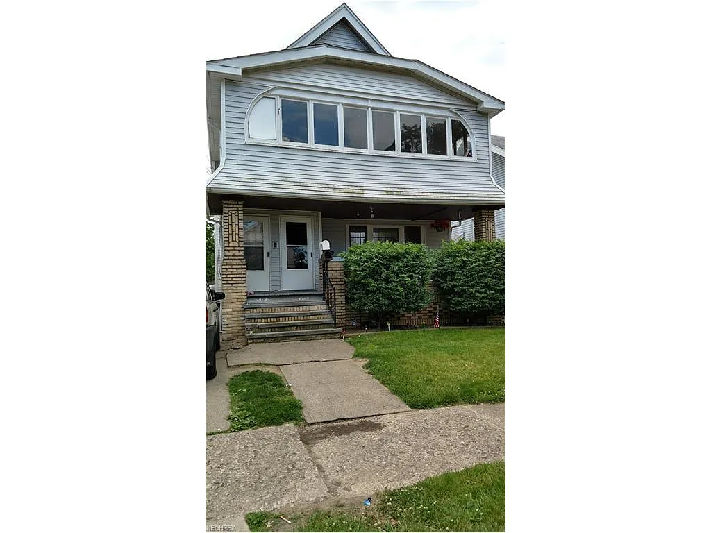 11317 Fortune Ave photo 1