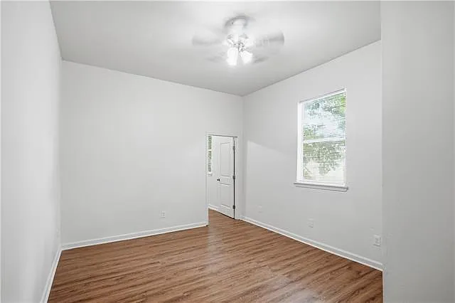 2522 N Prieur St — Photo 11