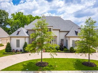 526 Lambs Brook Ln, Collierville, TN 38017
