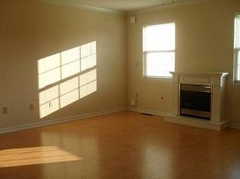2nd image of 1051 Teaberry Ln APT A4
