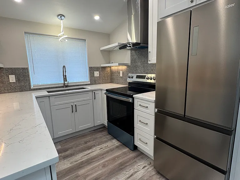 8905 Wadsworth St SW — Photo 9
