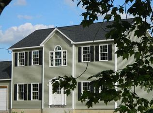 31 Lamson Ave, Belchertown, MA 01007