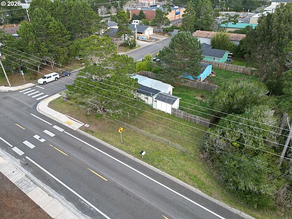 5th image of 1612 34th St