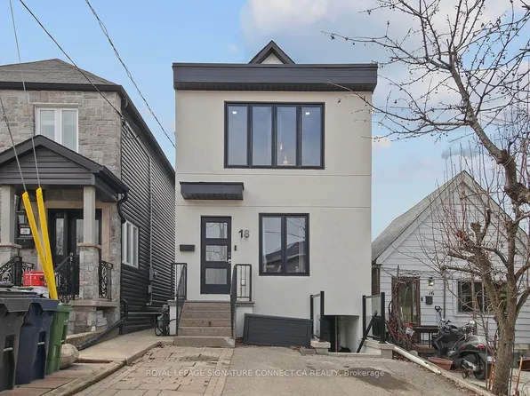 18 Harlton Cres, Toronto, ON M6M 1L1