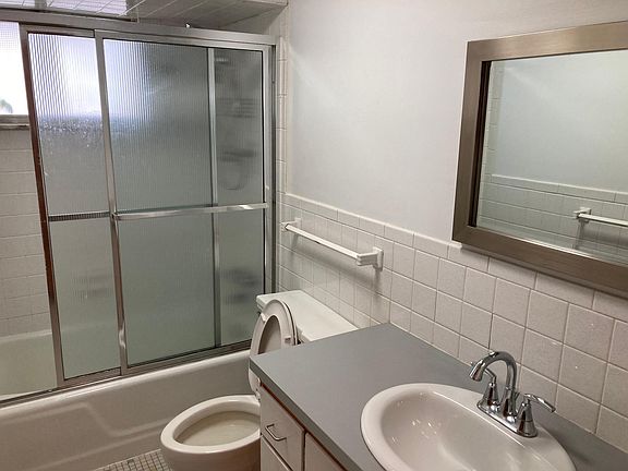 5th image of 436 W Marshall St #436