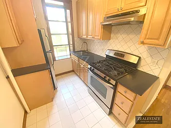 Rented by ZealEstate Group Inc