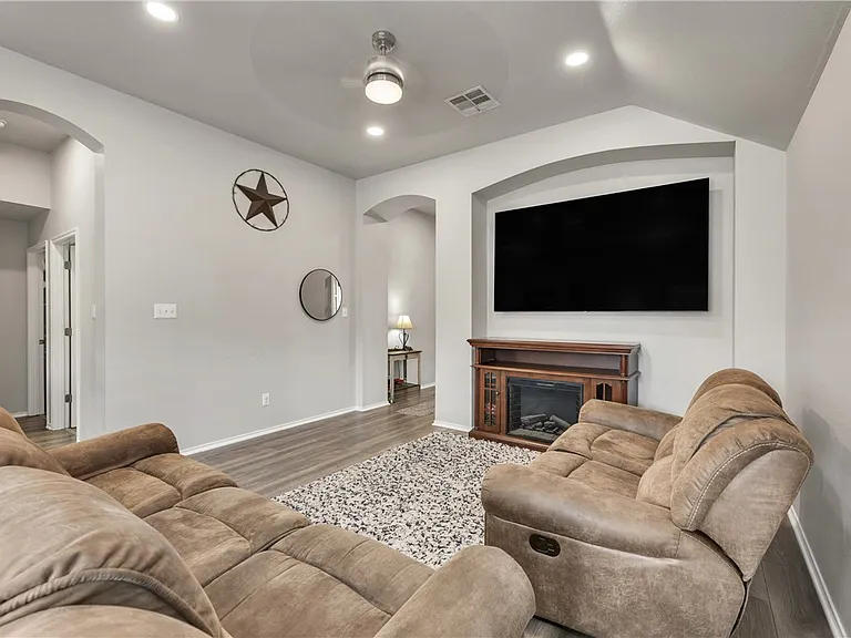 5130 Sagewood Dr — Photo 9