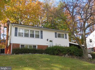 13422 Pinetree Dr, Woodbridge, VA 22191