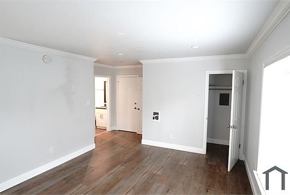 1st image of 2912 14th Ave APT 207