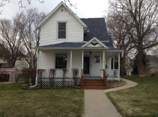 331 2nd St, Baraboo, WI 53913