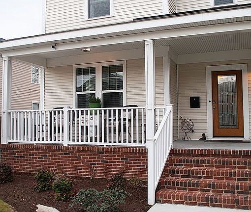 2nd image of 1405 W 26th St