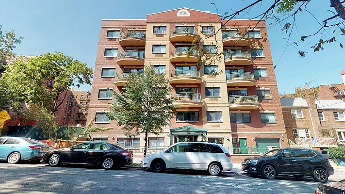 Rented by Metro Garden Realty NYC | media 22