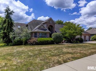 9 Riverwood Dr, Rochester, IL 62563