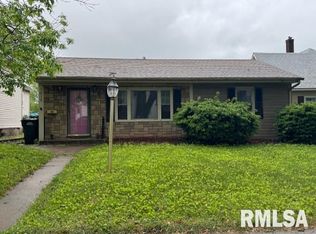 1615 Iowa Ave, Clinton, IA 52732
