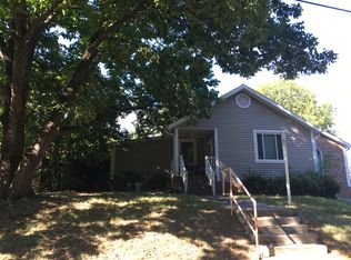 318 Kirby Dr, Charlotte, NC 28214