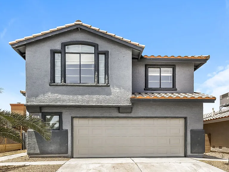6939 Wineberry Dr — Photo 1