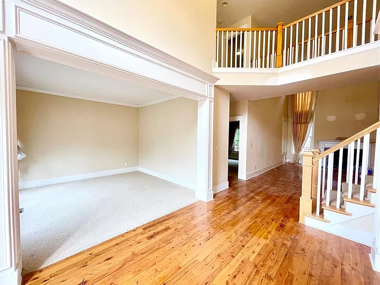 555 Vinings Springs Dr SE — Photo 13