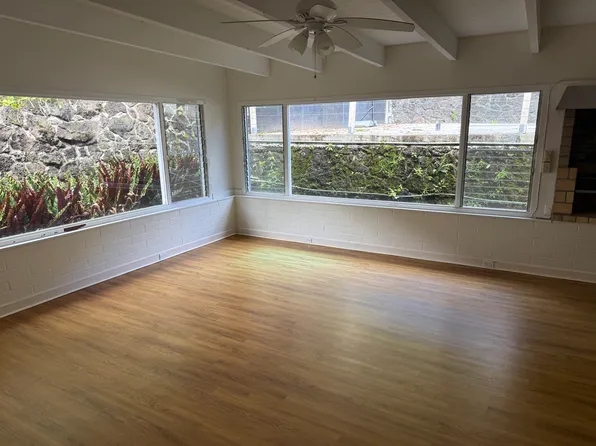 2881 Booth Rd #1, Honolulu, HI 96813