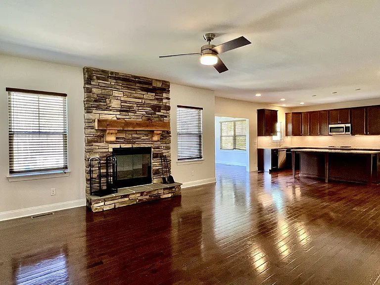 4809 Antioch Church Rd — Photo 5