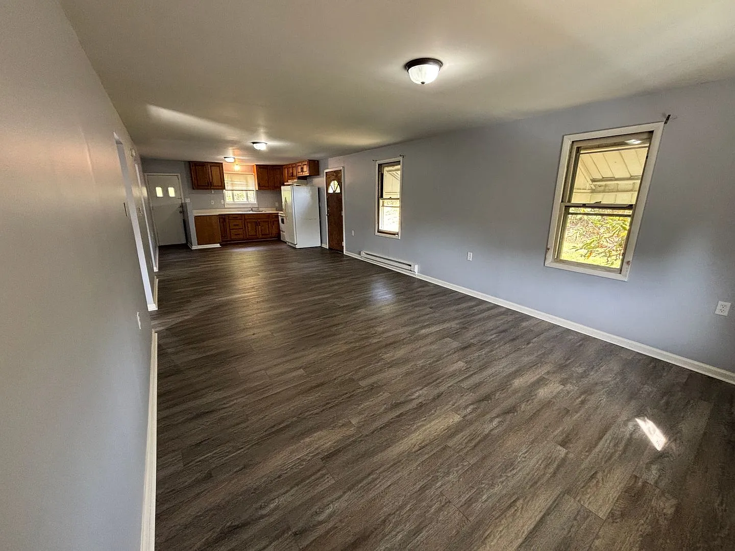 Beautiful 2 Bedroom 1 Bathroom home in Beaver Falls! — Photo 4