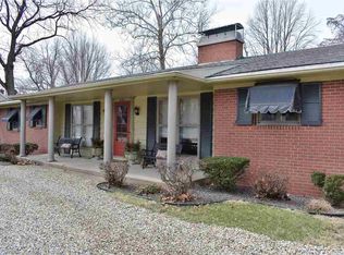 1150 N Main St, Canton, IL 61520