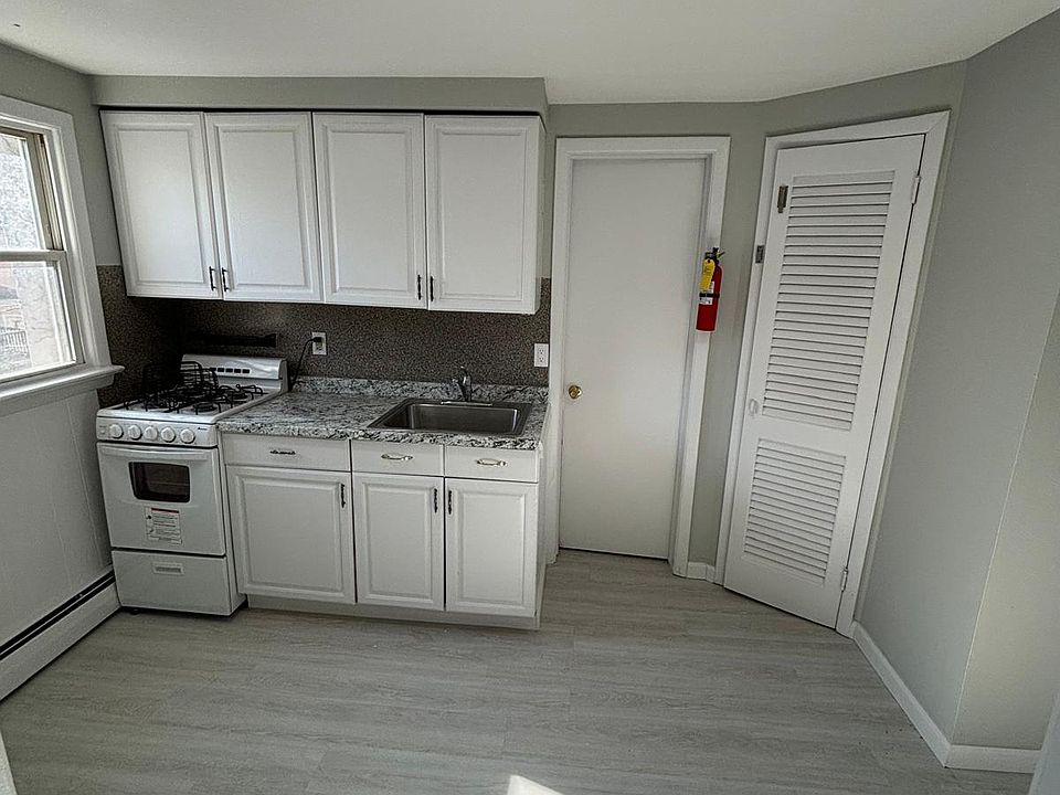 1st image of 168 S Fulton St #4