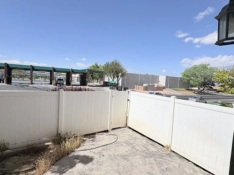 173 E Fiddlers Canyon Rd #1 — Photo 30