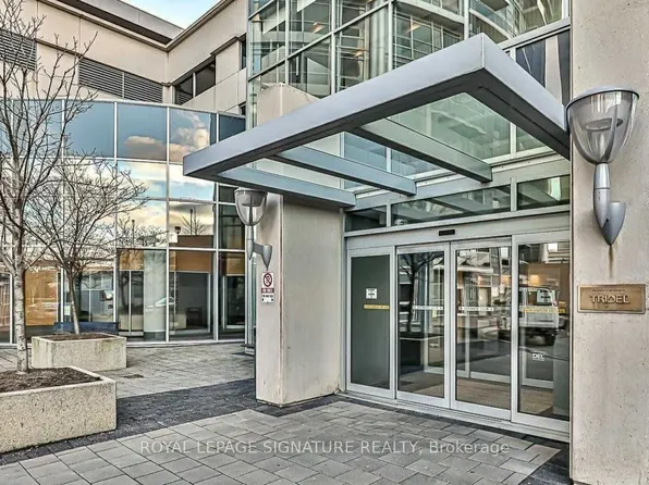 125 Village Green Sq, Toronto, ON