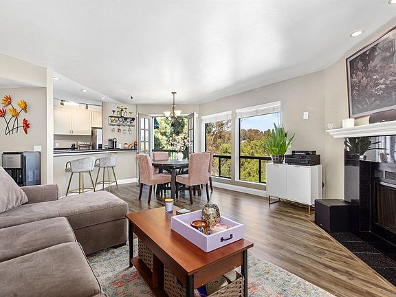 5th image of 1640 10th Ave Unit 301