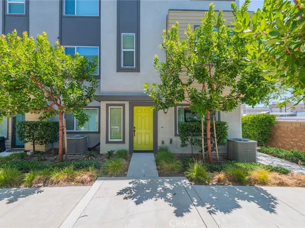 1215 Canoe Ln, Harbor City, CA 90710