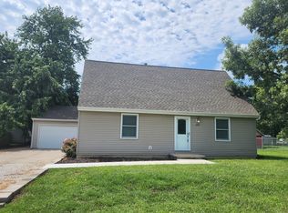 600 S Pearl St, Atlanta, IL 61723